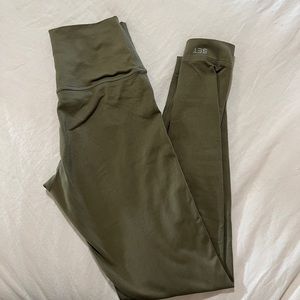 Army Green Set Active Luxform Leggings